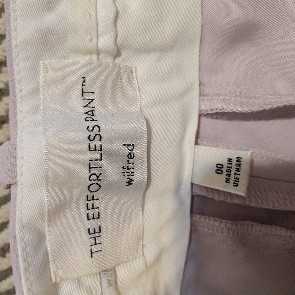 Wilfred Pink Effortless Pant 00 - Picture 5 of 5